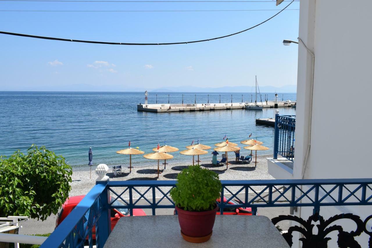 Oceanis Hotel Tirós 외부 사진